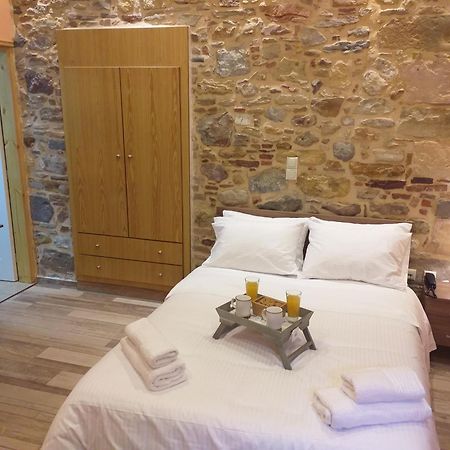 Cityzen Rooms Chios Bagian luar foto