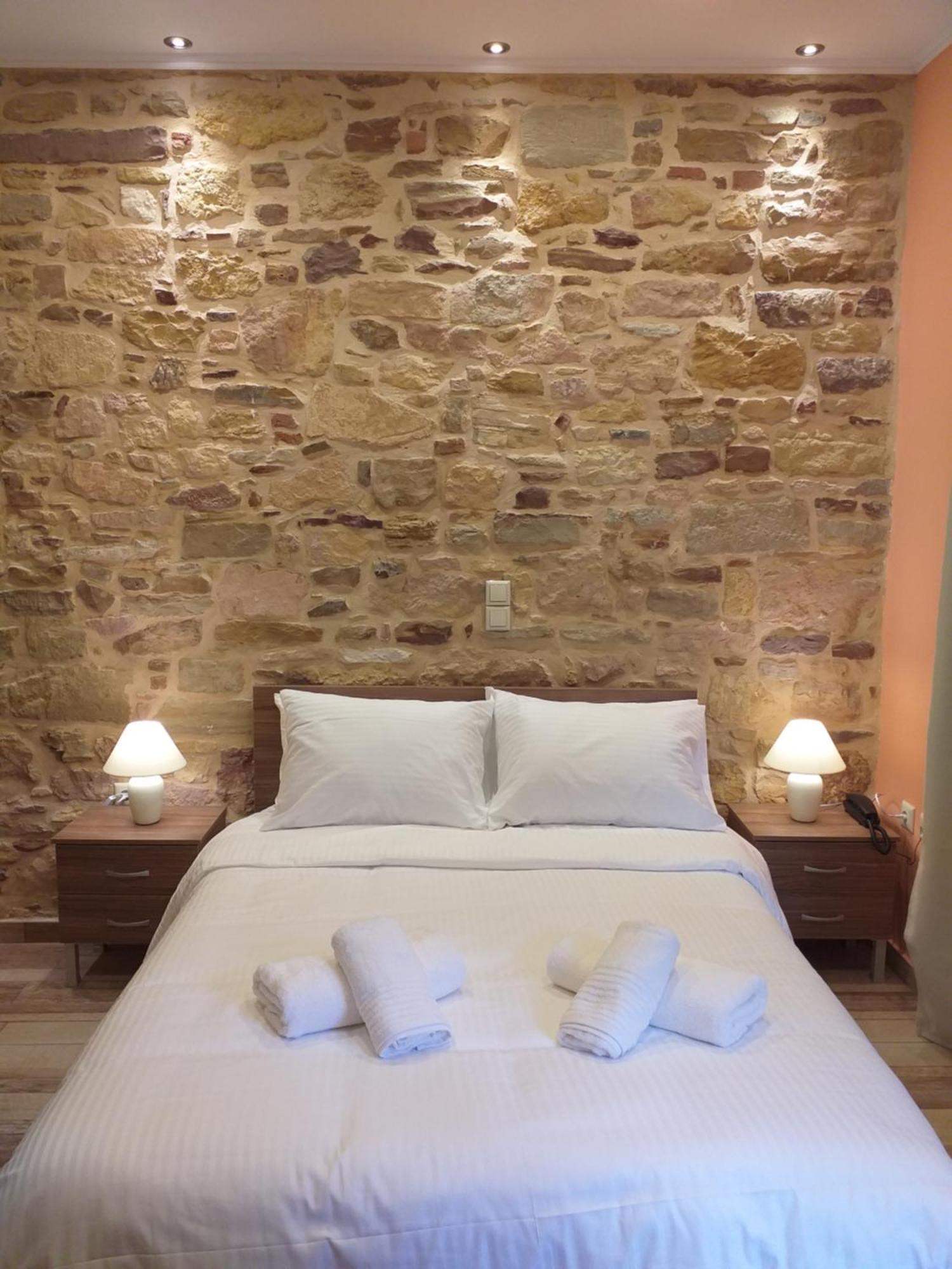 Cityzen Rooms Chios Bagian luar foto